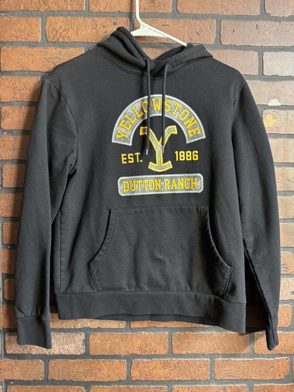 Yellowstone Dutton Ranch Hoodie Size Small From Old Navy